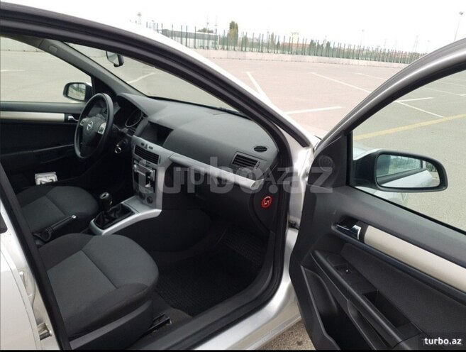 Opel Astra 2007, 169,000 km - 1.3 л - Bakı
