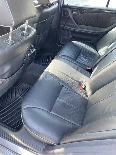 Mercedes E 320 2000, 228,850 km - 3.2 l - Bakı
