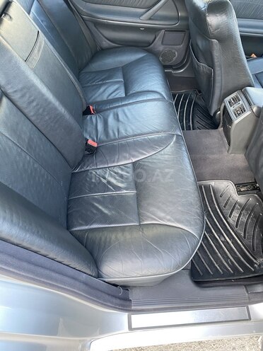 Mercedes E 320 2000, 228,850 km - 3.2 l - Bakı