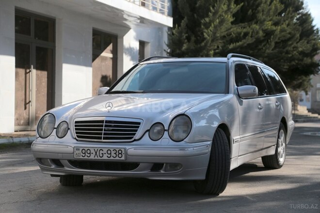 Mercedes E 220 2001, 300,000 km - 2.2 л - Salyan