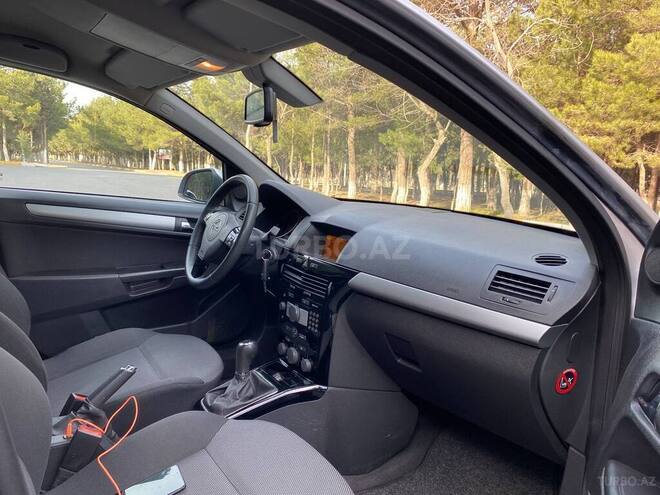 Opel Astra 2010, 163,000 km - 1.7 l - Sumqayıt