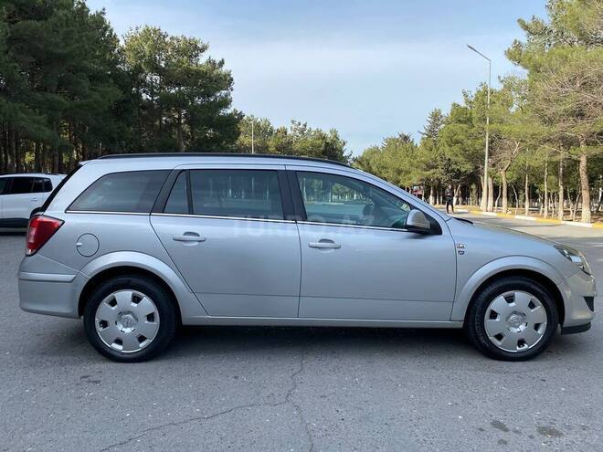 Opel Astra 2010, 163,000 km - 1.7 l - Sumqayıt