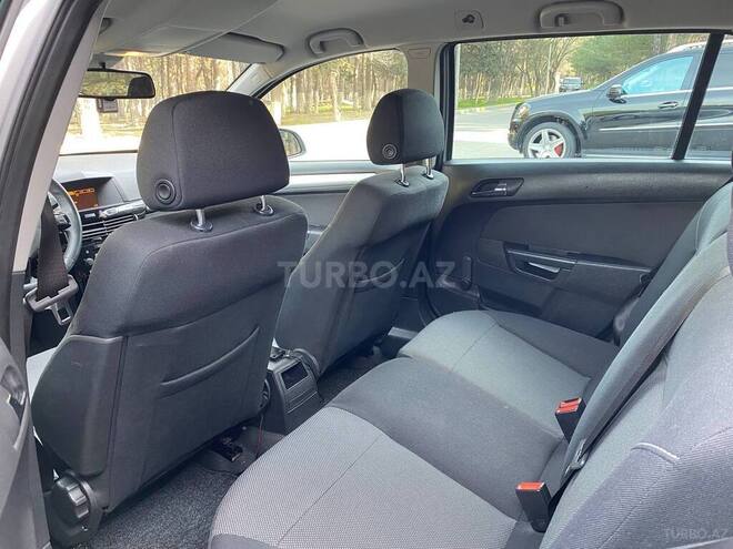 Opel Astra 2010, 163,000 km - 1.7 l - Sumqayıt