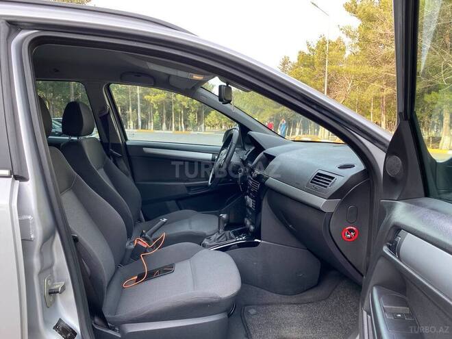 Opel Astra 2010, 163,000 km - 1.7 l - Sumqayıt