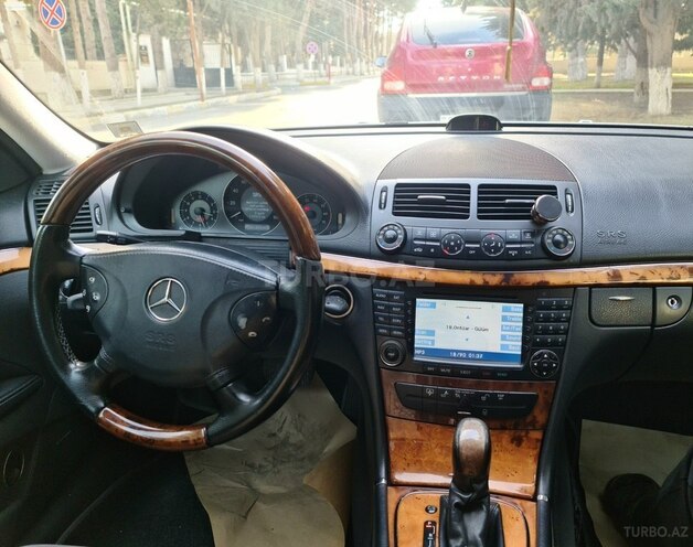 Mercedes E 320 2004, 331,385 km - 3.2 л - Bakı