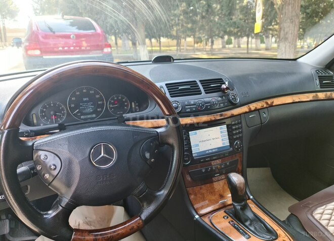 Mercedes E 320 2004, 331,385 km - 3.2 л - Bakı