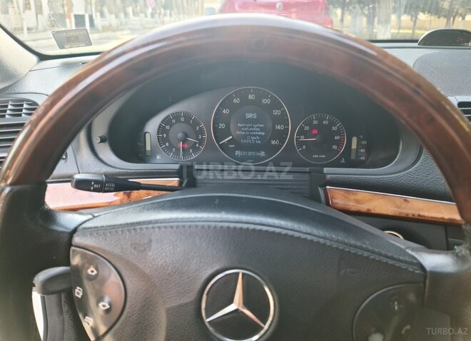Mercedes E 320 2004, 331,385 km - 3.2 л - Bakı