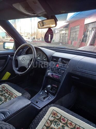 Mercedes C 200 1997, 390,050 km - 2.0 l - Füzuli