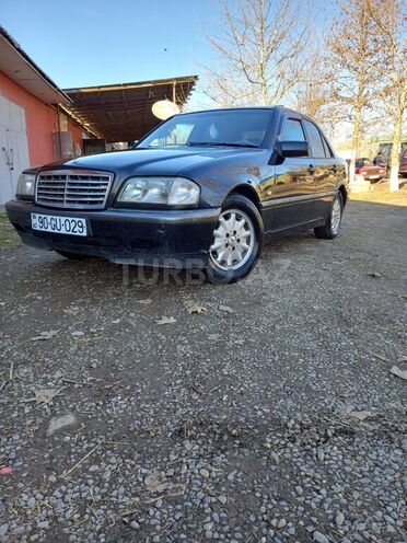 Mercedes C 200 1997, 390,050 km - 2.0 l - Füzuli
