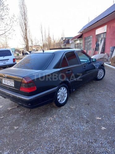 Mercedes C 200 1997, 390,050 km - 2.0 l - Füzuli