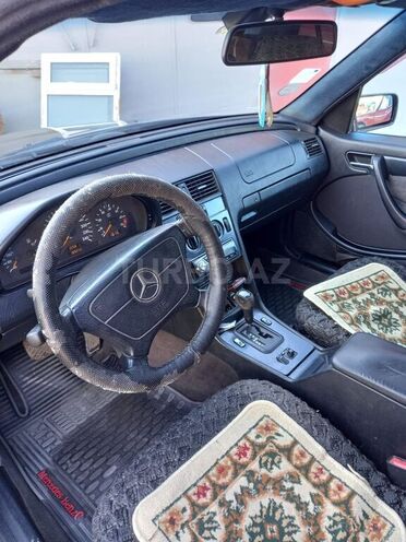 Mercedes C 200 1997, 390,050 km - 2.0 l - Füzuli