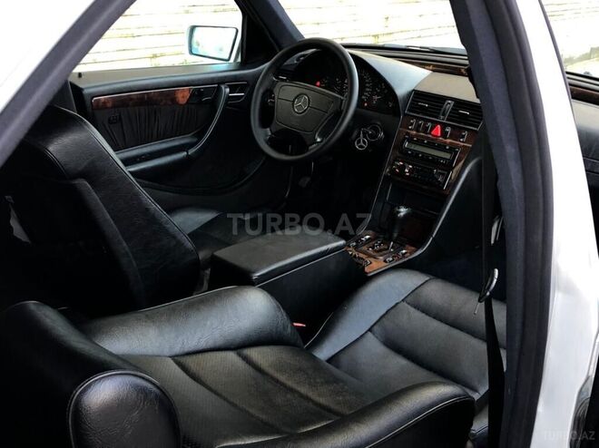 Mercedes C 240 2000, 280,000 km - 2.4 l - Bakı