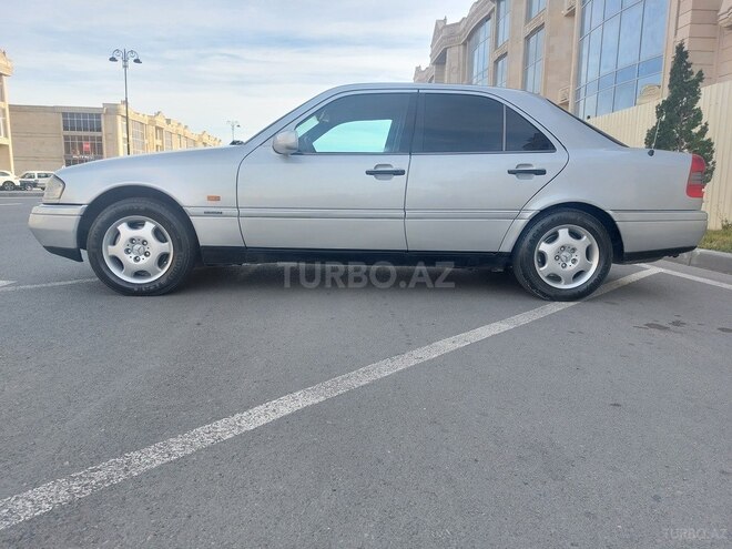 Mercedes C 220 1995, 398,547 km - 2.2 л - Bakı