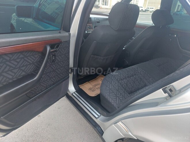 Mercedes C 220 1995, 398,547 km - 2.2 л - Bakı