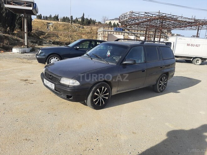 Opel Astra 1996, 325,800 km - 1.6 л - Bakı