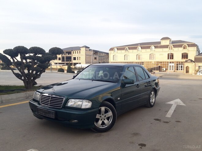 Mercedes C 180 1999, 320,000 km - 1.8 л - Bakı