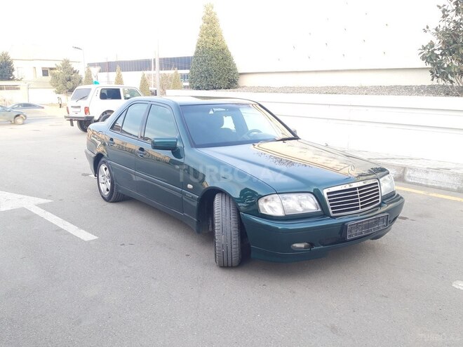 Mercedes C 180 1999, 320,000 km - 1.8 л - Bakı