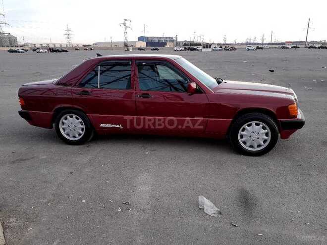 Mercedes 190 1992, 250,000 km - 2.0 l - Bərdə