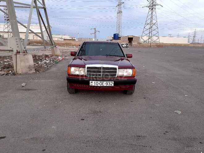 Mercedes 190 1992, 250,000 km - 2.0 l - Bərdə