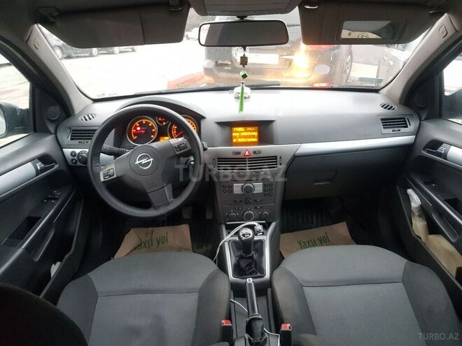 Opel Astra 2006, 341,000 km - 1.3 л - Bakı