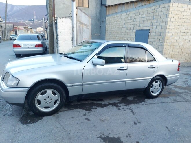 Mercedes C 220 1995, 251,072 km - 2.2 l - Şəki