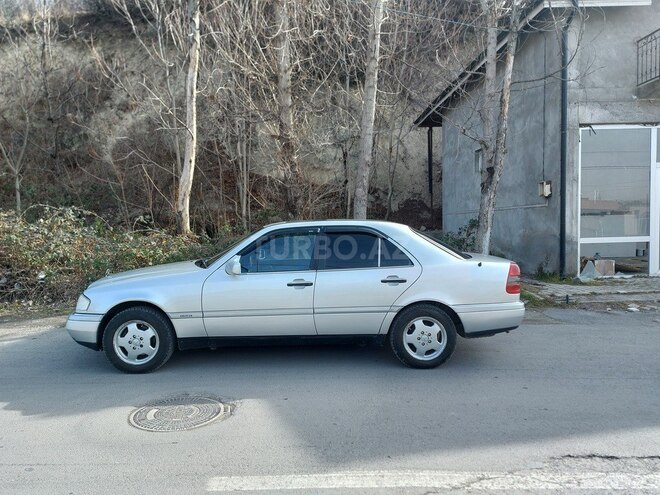Mercedes C 220 1995, 251,072 km - 2.2 l - Şəki