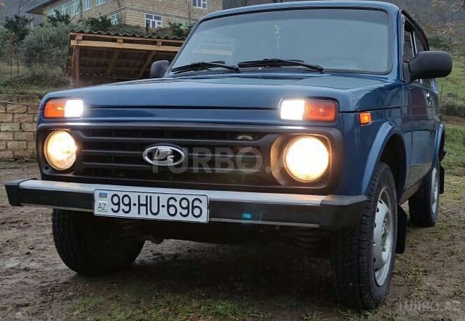 LADA (VAZ) Niva 2014, 130,000 km - 1.7 l - Astara