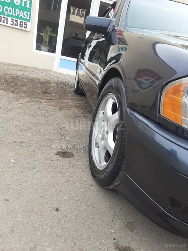 Mercedes C 180 1998, 373,427 km - 1.8 л - Qazax
