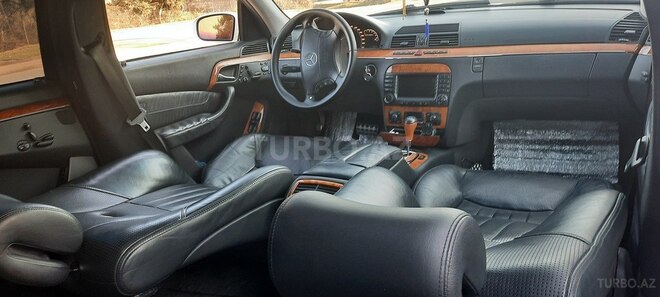 Mercedes  2004, 170,000 km - 5.4 l - Astara