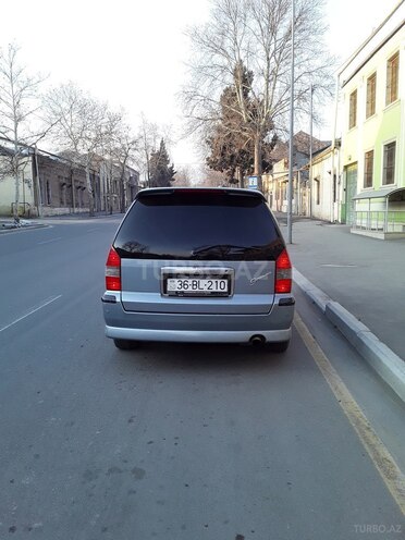 Mitsubishi Grandis 2001, 197,000 km - 2.4 l - Gəncə