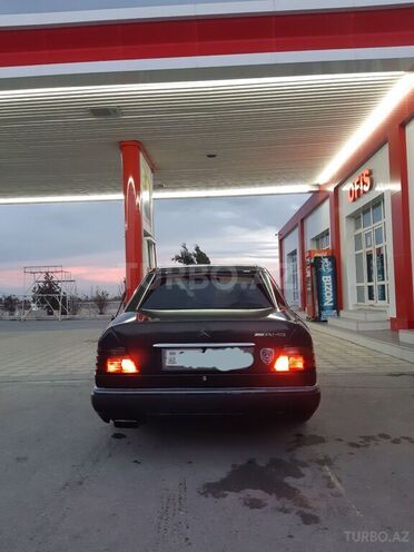Mercedes E 200 1993, 36,548 km - 2.0 l - Bakı