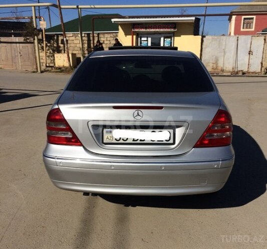 Mercedes C 200 2003, 208,956 km - 2.0 l - Bakı