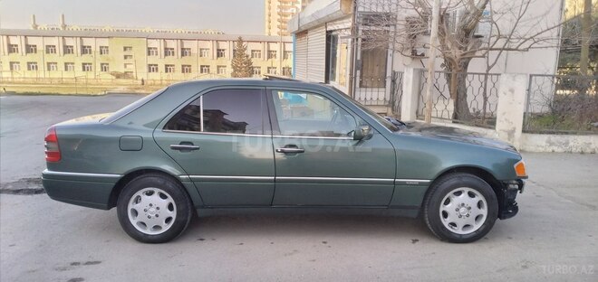 Mercedes C 220 1994, 323,111 km - 2.2 l - Bakı