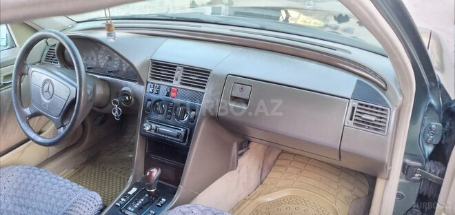 Mercedes C 220 1994, 323,111 km - 2.2 l - Bakı