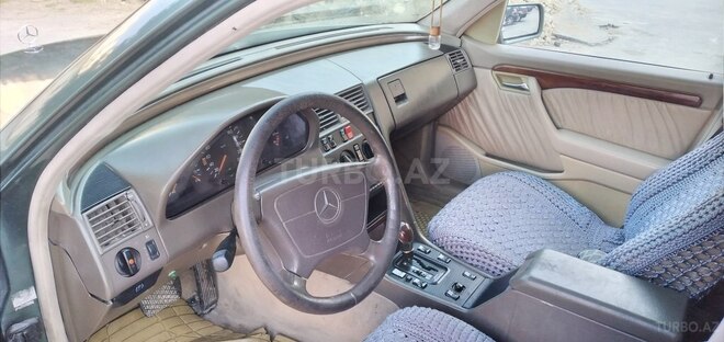 Mercedes C 220 1994, 323,111 km - 2.2 l - Bakı