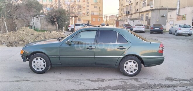 Mercedes C 220 1994, 323,111 km - 2.2 l - Bakı