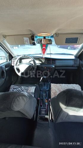 Opel Vectra 2000, 300,000 km - 2.0 l - Gəncə