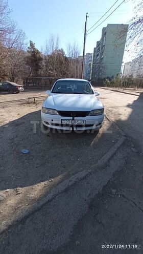 Opel Vectra 2000, 300,000 km - 2.0 l - Gəncə