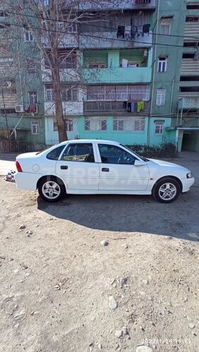 Opel Vectra 2000, 300,000 km - 2.0 l - Gəncə