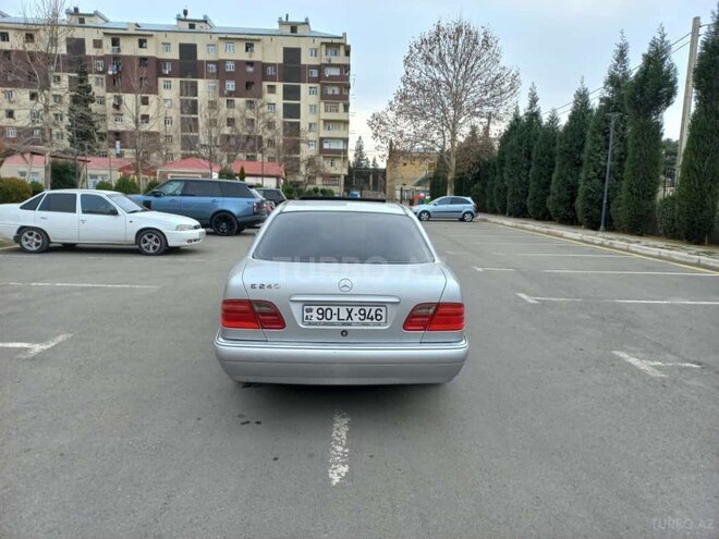 Mercedes E 240 1997, 213,459 km - 2.4 l - Gəncə