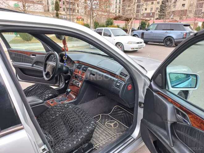 Mercedes E 240 1997, 213,459 km - 2.4 l - Gəncə