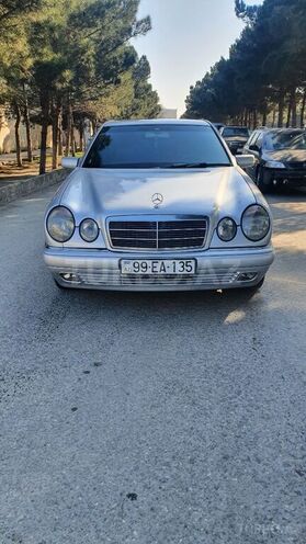 Mercedes E 220 1998, 33,269 km - 2.2 l - Sumqayıt