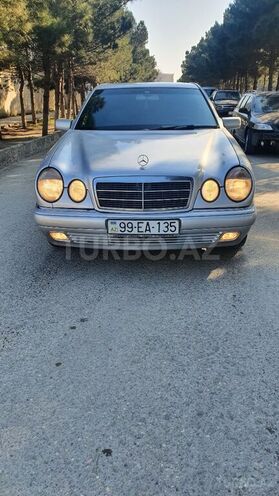 Mercedes E 220 1998, 33,269 km - 2.2 l - Sumqayıt