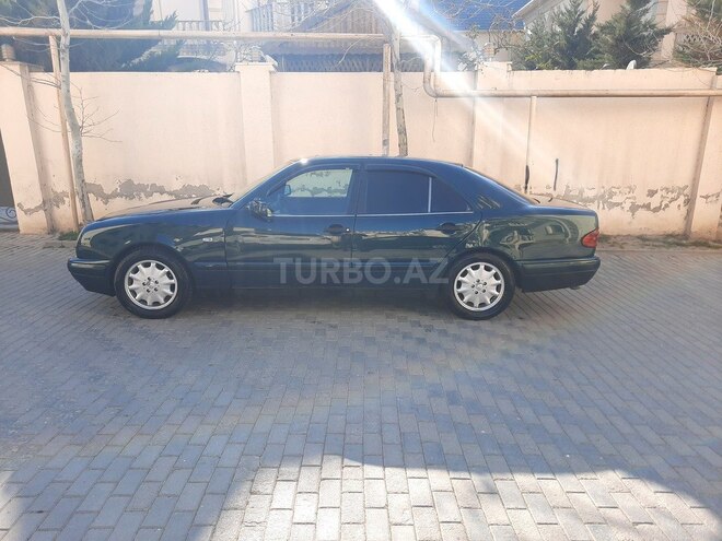 Mercedes E 230 1997, 310,000 km - 2.3 л - Bakı