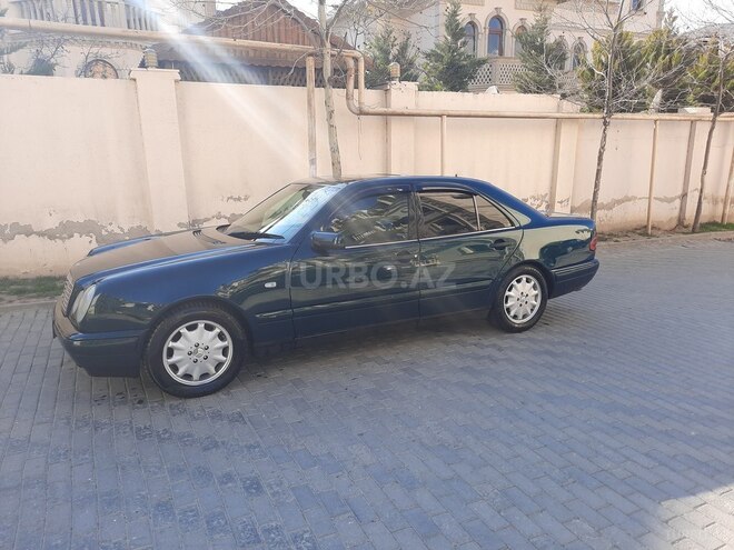 Mercedes E 230 1997, 310,000 km - 2.3 л - Bakı