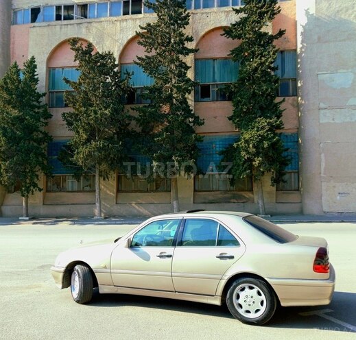 Mercedes C 230 1997, 150,000 km - 2.3 l - Bakı