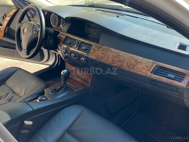BMW 525 2007, 230,000 km - 2.5 л - Bakı