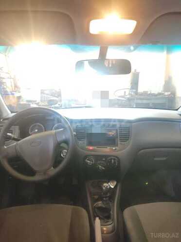 Kia Rio 2009, 255,800 km - 1.4 л - Bakı