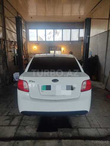 Kia Rio 2009, 255,800 km - 1.4 л - Bakı