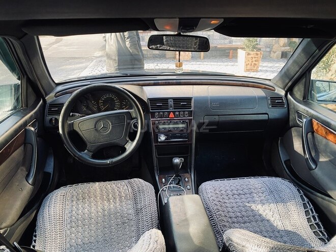 Mercedes C 240 1997, 346,937 km - 2.4 l - Bakı